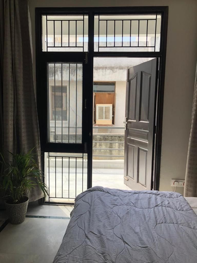 Independent house, Semifurnished Duplex Available for Rent in DLF Phase-I